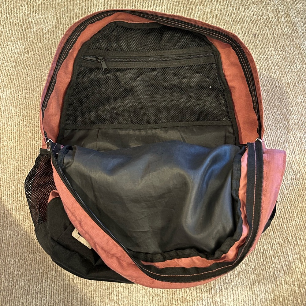 PINK Backpack - Picture 3 of 9